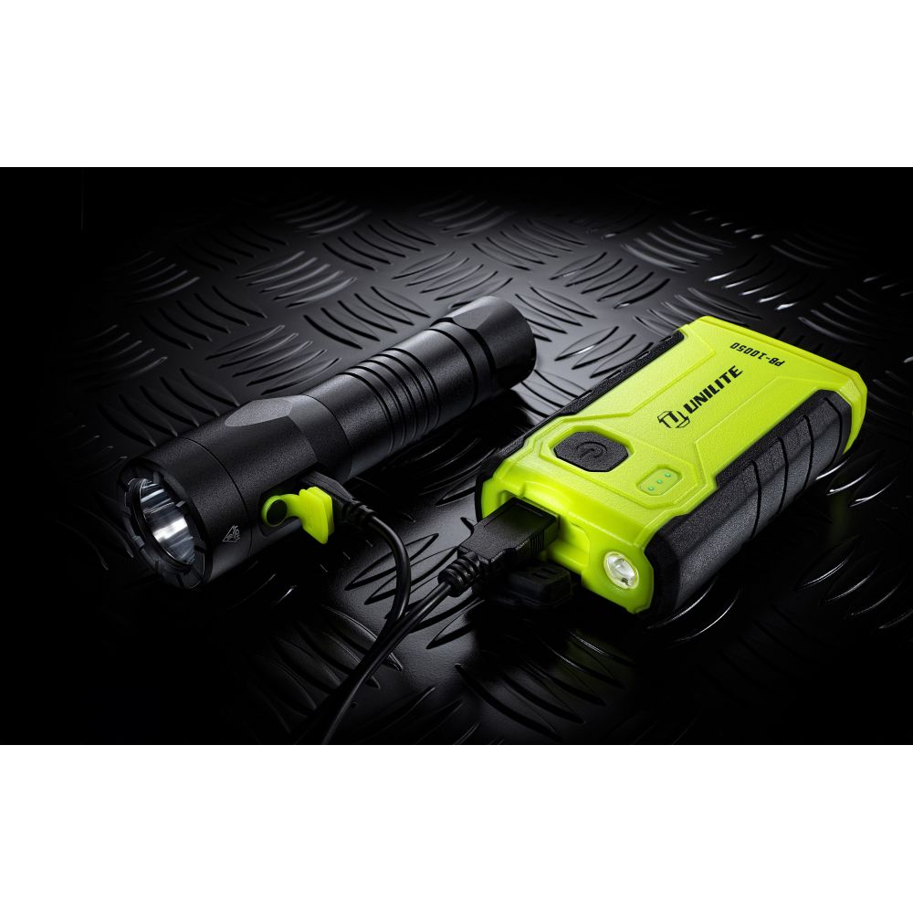 BATTERIE EXTERNE MAGNÉTIQUE AVEC LAMPE TORCHE